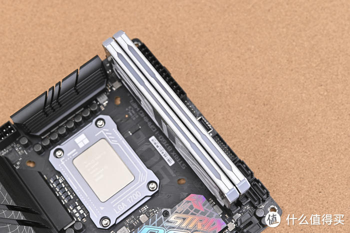 模块化 A4 水冷主机——ROG B760-I+影驰 4070+机械大师 MC14 魔方装机展示