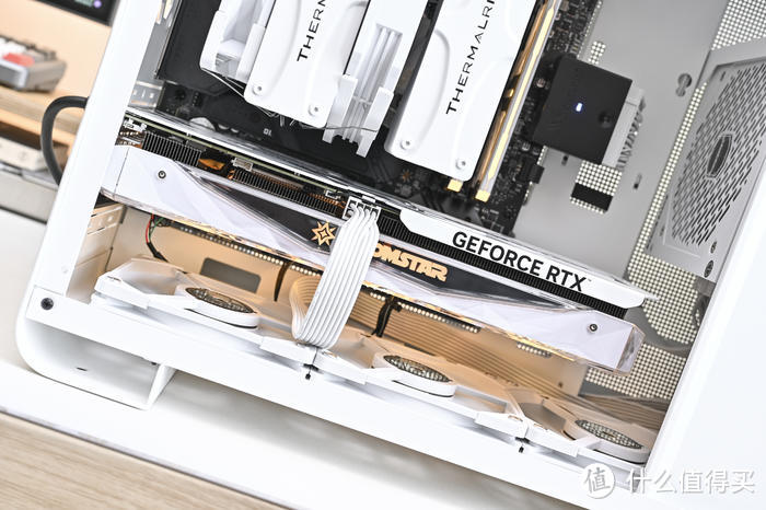 白色小清新主机——微星 B650M+影驰 4060Ti+乔思伯 U4 Mini 装机展示