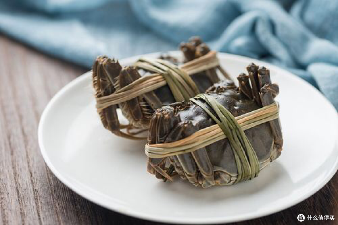 品味秋天的醉人鲜香——大闸蟹的美味诱惑！