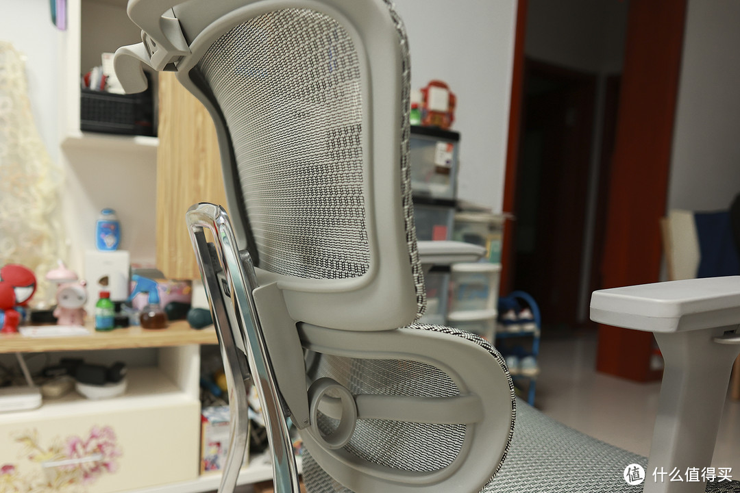 每天至少工作8小时，胜一胜逸人体工学椅久坐更舒服