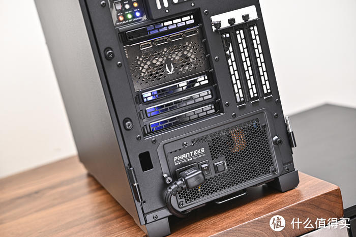 AM5 高性能主机搭建——ROG X670E-EXTREME+索泰 4090+追风者 P600S 装机展示