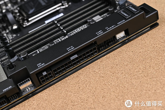 AM5 高性能主机搭建——ROG X670E-EXTREME+索泰 4090+追风者 P600S 装机展示