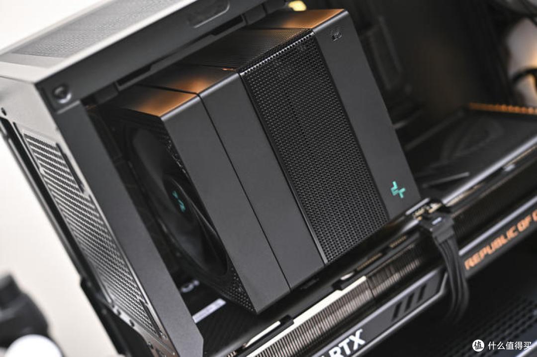 用阿萨辛4搭建数显风塔——华硕ProArtZ790+4080猛禽+九州风神CH560数显装机展示