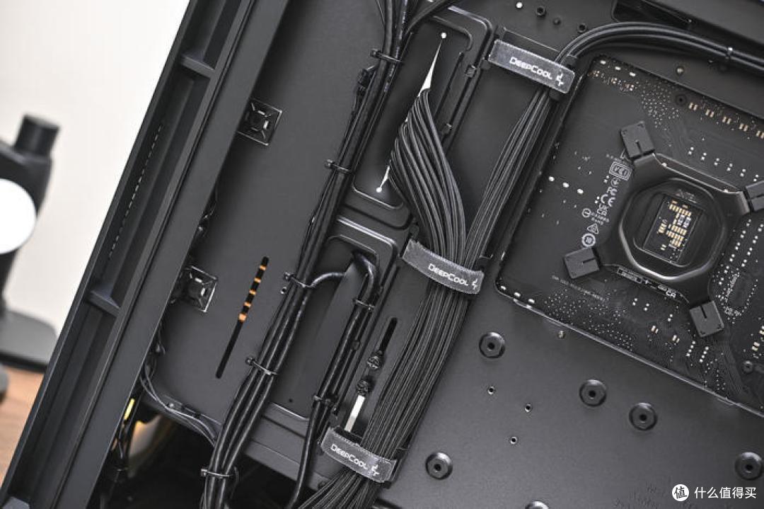 用阿萨辛4搭建数显风塔——华硕ProArtZ790+4080猛禽+九州风神CH560数显装机展示