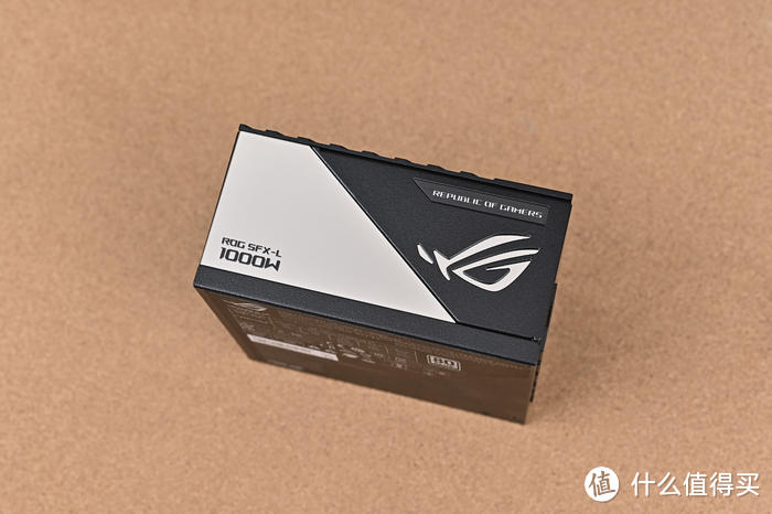 ROG X670E-GENE+4080 猛禽+乔思伯 U4 Mini 装机展示