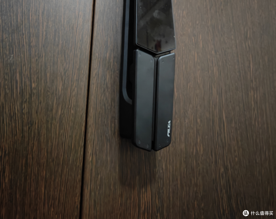 不用再罚站,指静脉识别是个什么新技术?凡态机甲智能锁S6使用体验