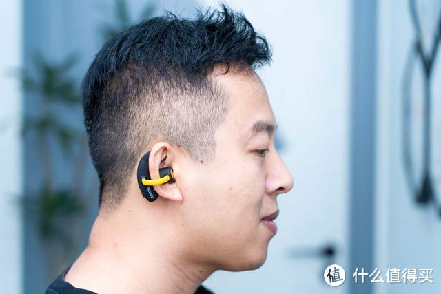 南卡OE TWS骨传导耳机评测：耳机技术再创新，听歌舒服耳朵不再疼