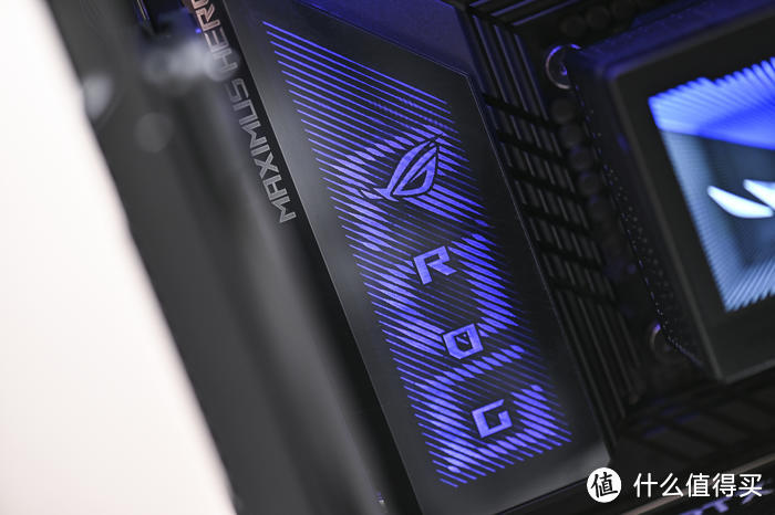 ROG Z790 HERO+龙神三代+恩杰 H7 Flow 装机展示