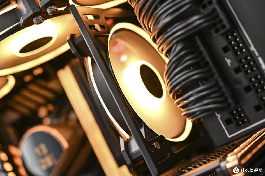 全能小视界——ROG X670E-GENE+4080 猛禽+机械大师 C30Pro 装机展示