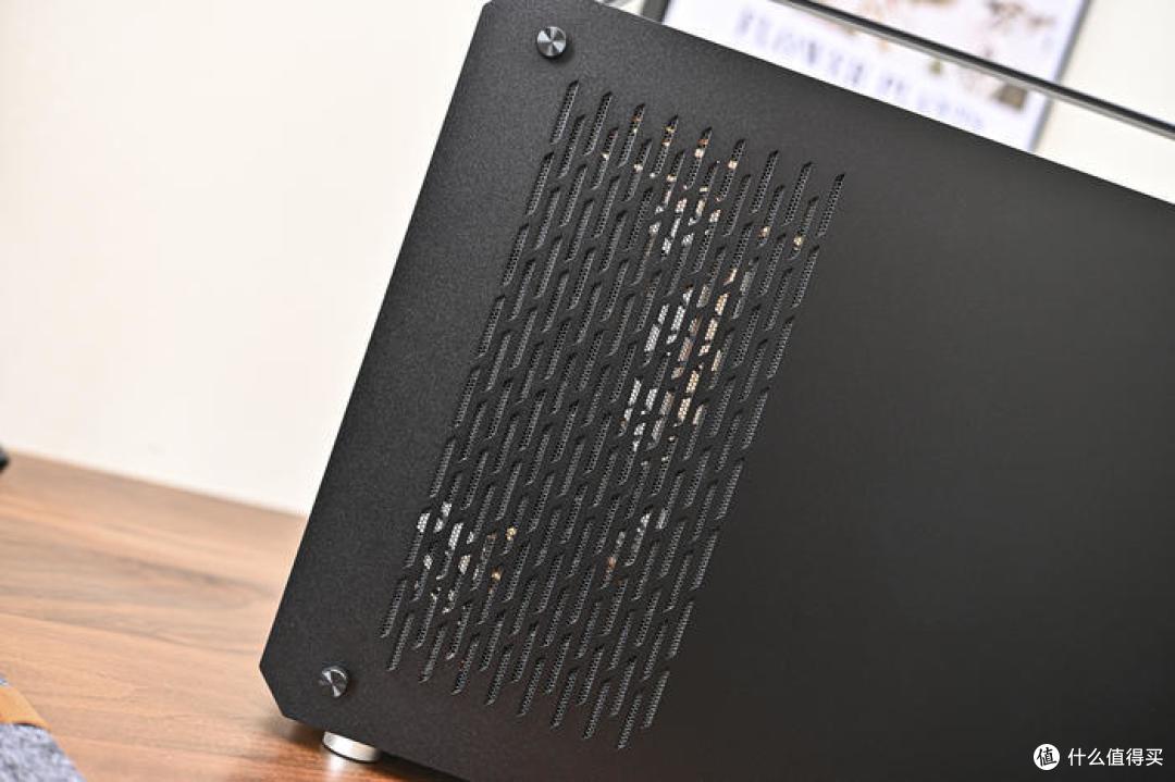 全能小视界——ROG X670E-GENE+4080 猛禽+机械大师 C30Pro 装机展示