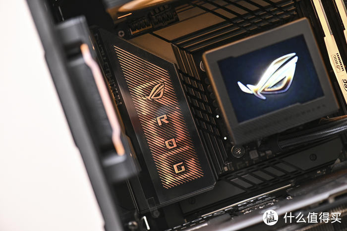 当 ROG 遇上 XPG——ROG Z790 HERO+XPG ROG 认证内存+太阳神装机展示