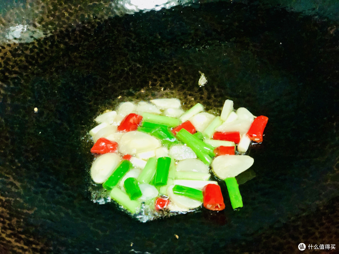 “蔬菜皇后”原来是它，一吃护眼，二吃通便，鲜嫩正当季，中秋节团圆饭少不了