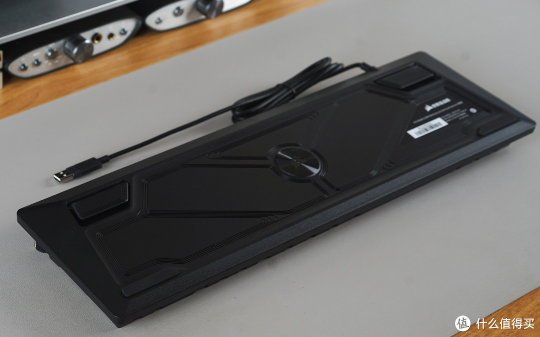 美商海盗船K70 CORE RGB机械键盘测评:游戏与实用性的完美结合!