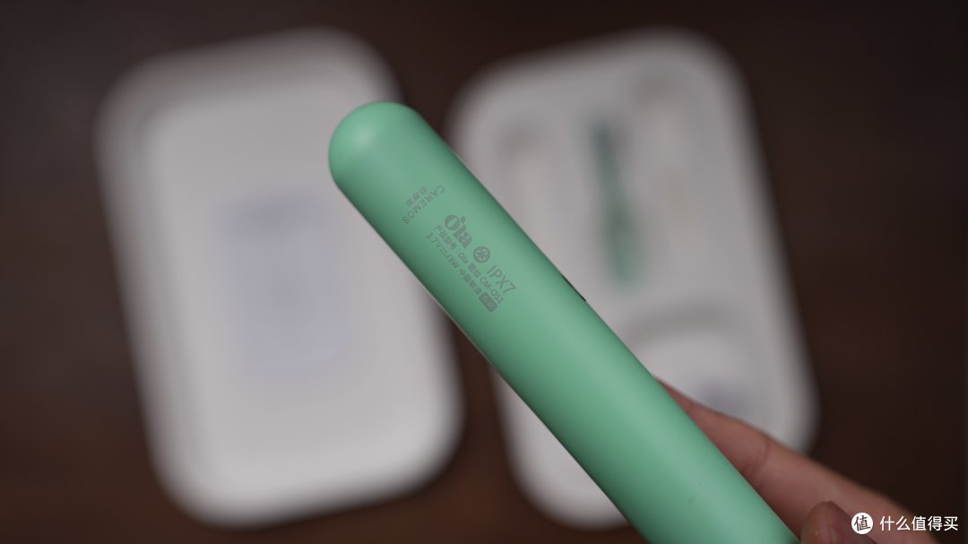 劝一个是一个,这种牙刷别买了|舒摩斯电动牙刷上嘴评测