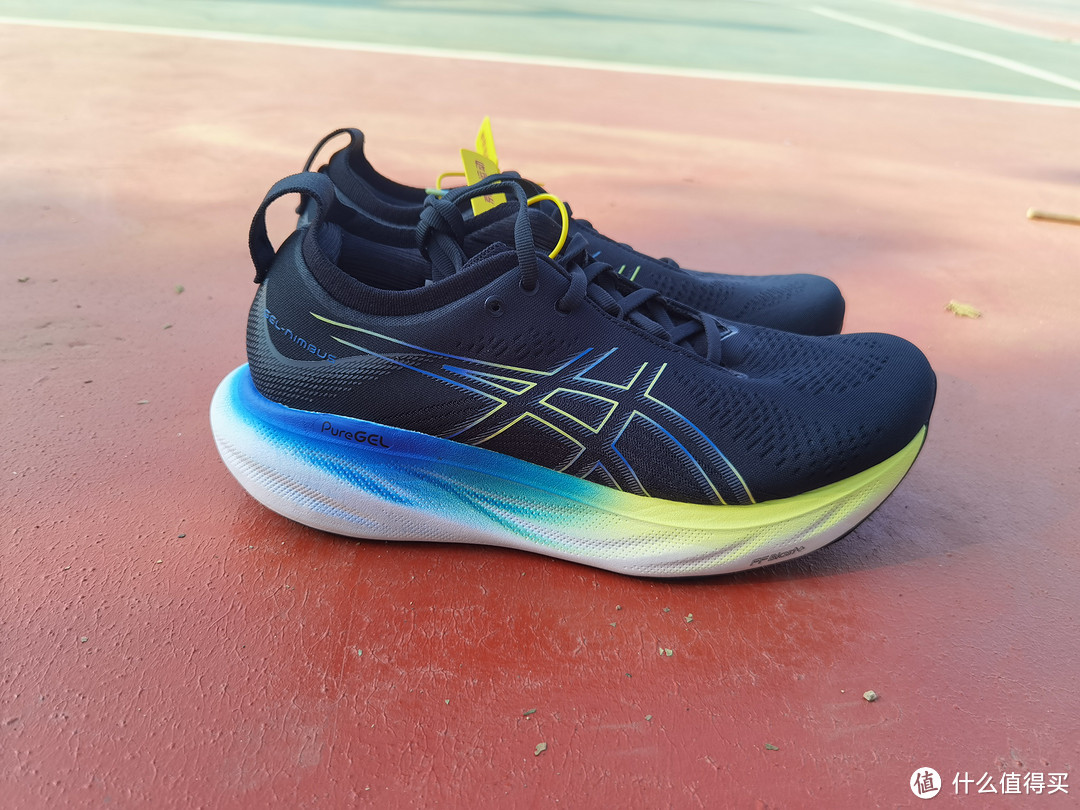 你礼貌吗？穿亚瑟士（ASICS）GEL-NIMBUS 25跑出4分配！