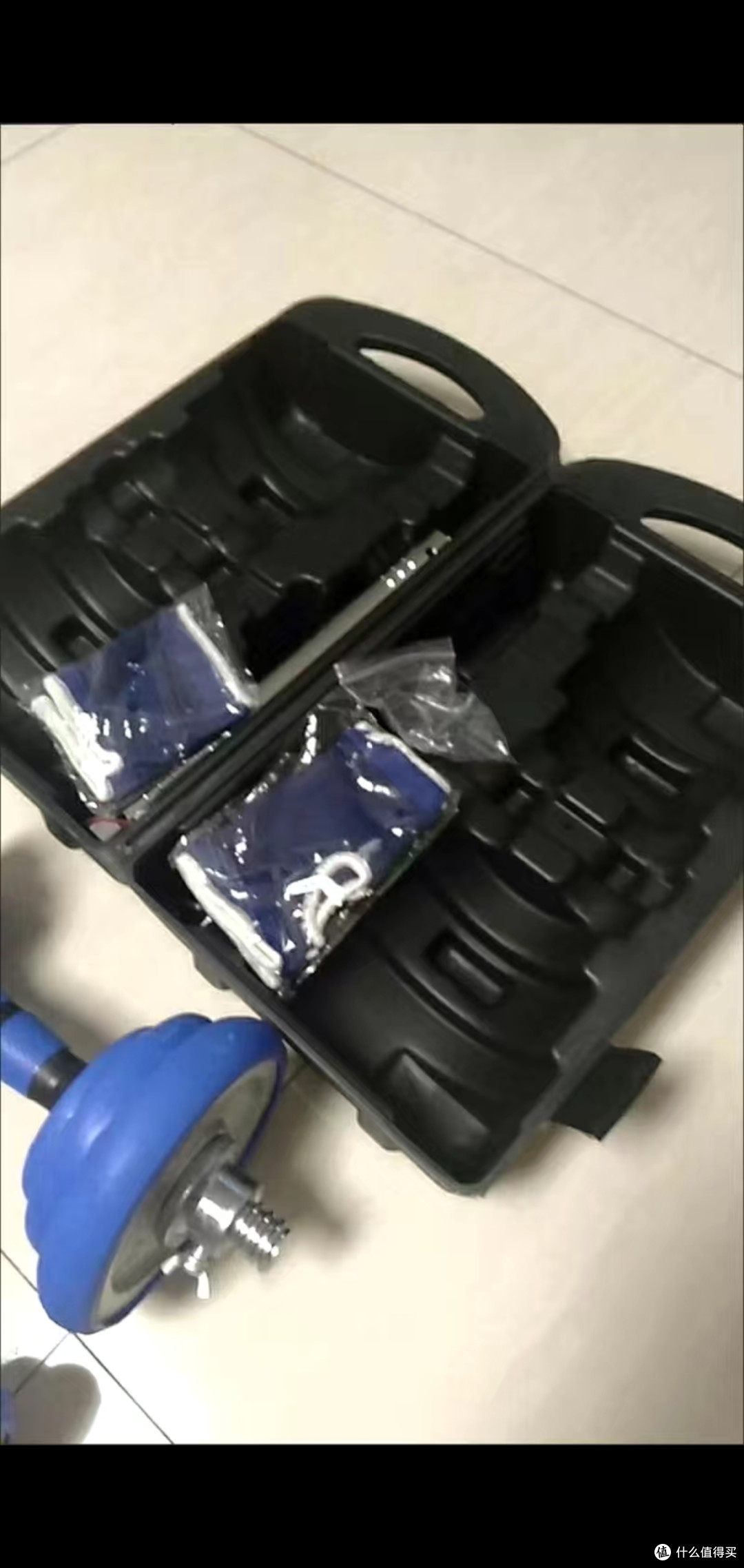 可拆卸可组合哑铃。找到自己的适合重量。