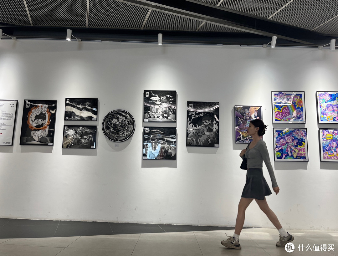 摩登优雅,黑丝学姐JK制服夏季套装点亮你的时尚风采!
