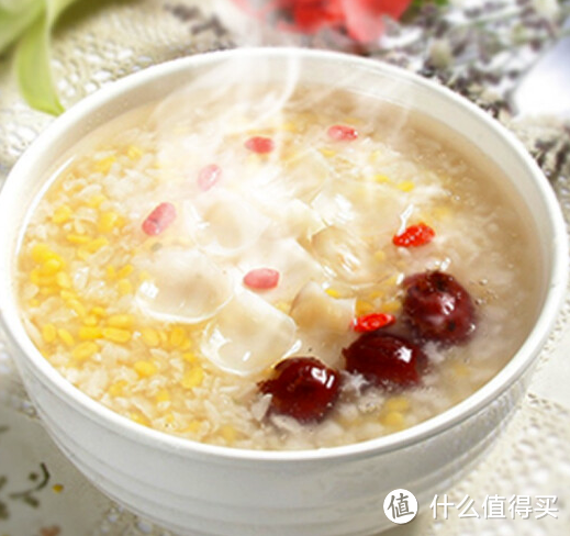 百合银耳粥：一碗滋阴润燥的秋日滋补汤品