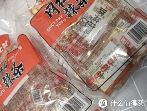 学生时代零食比比赞辣条