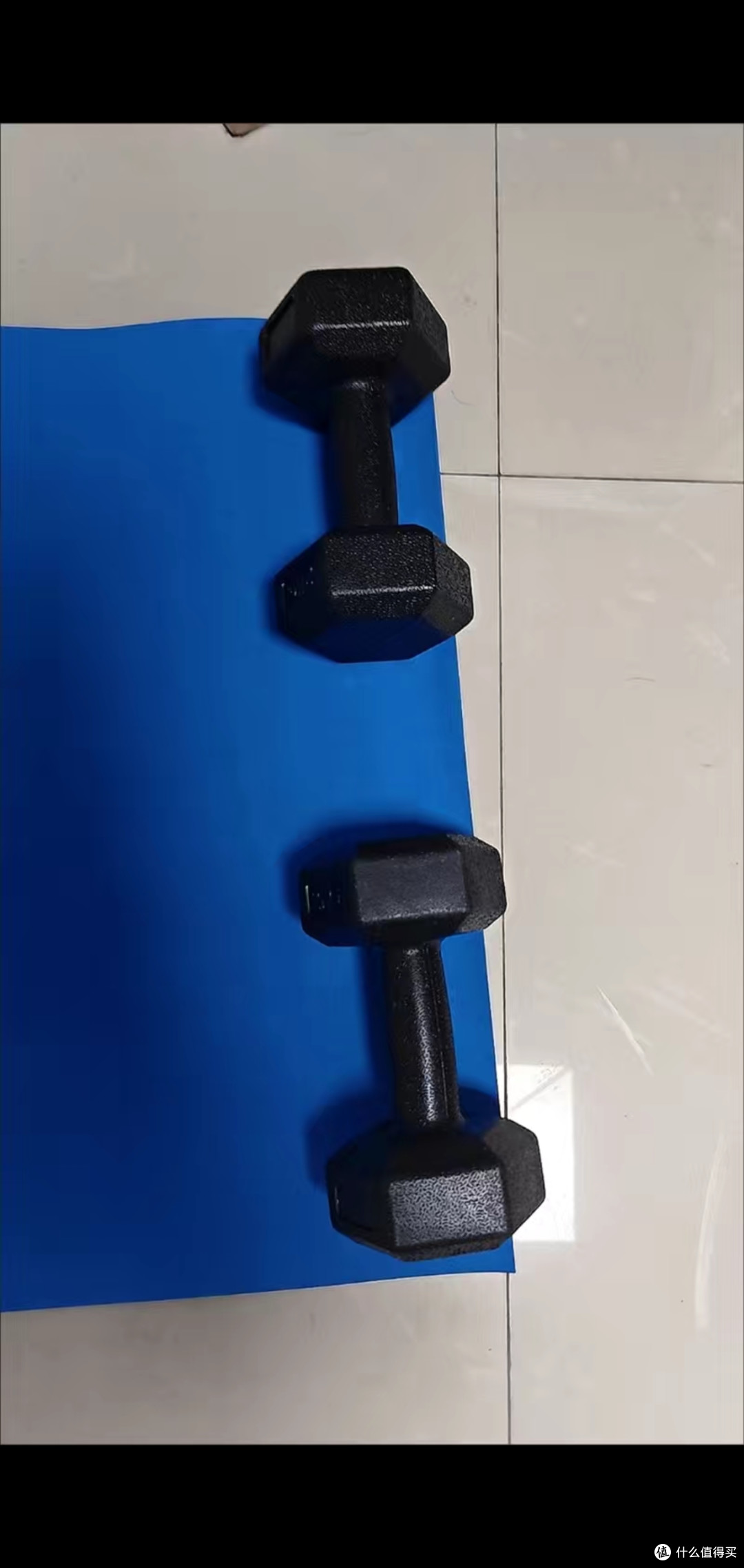 六边形铁包塑哑铃：分量十足，耐用美观，健身利器