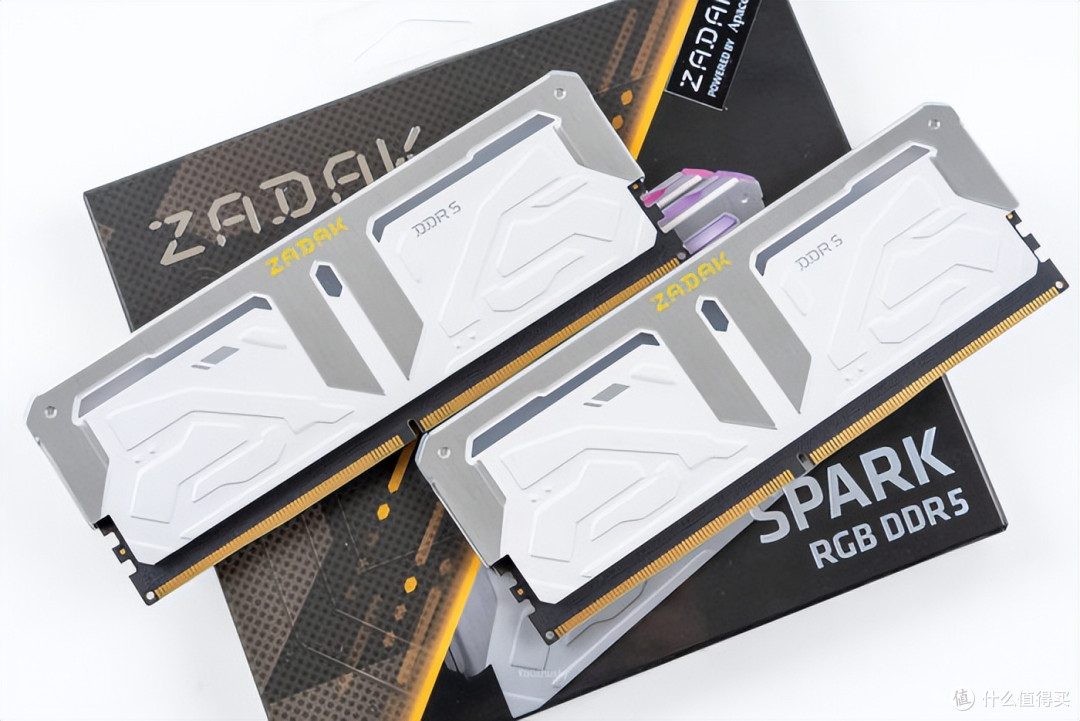 白龙鳞的小玩法——ROG X670E-I+4070星曜+几何未来M2方舟装机分享
