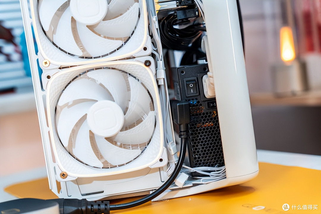 白龙鳞的小玩法——ROG X670E-I+4070星曜+几何未来M2方舟装机分享