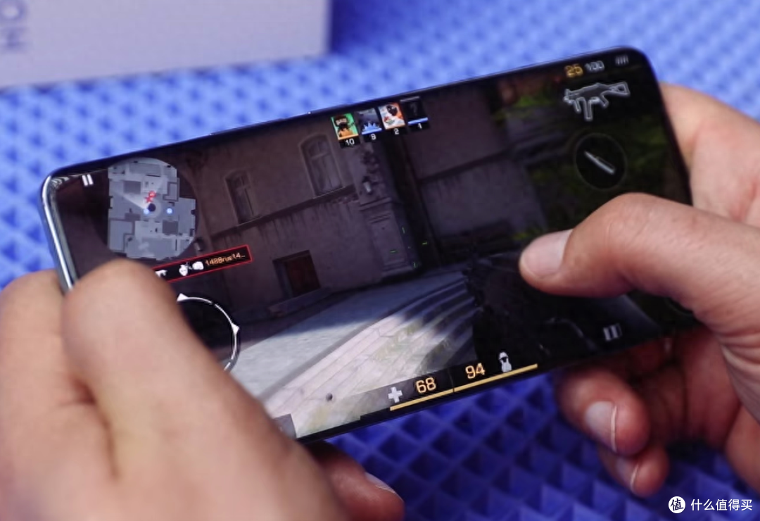 荣耀90Pro：2亿影像旗舰50个月不卡顿，12GB+256GB低至2859元