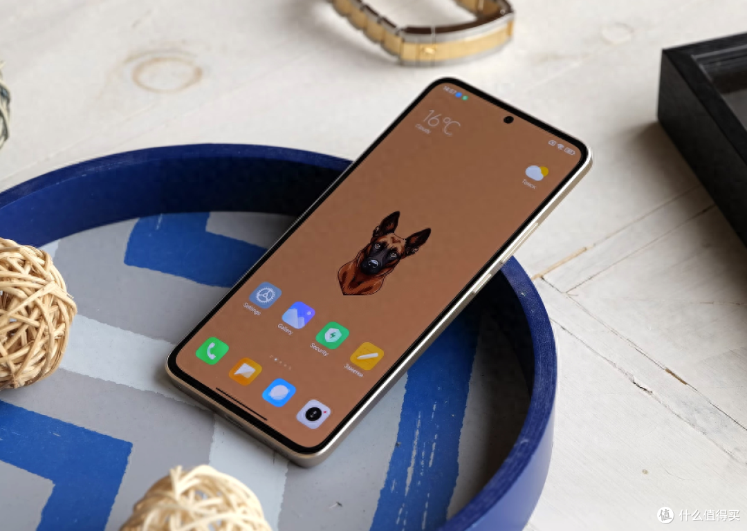RedmiK60至尊版:配置不抠搜,3599元就能买24GB+1TB太良心