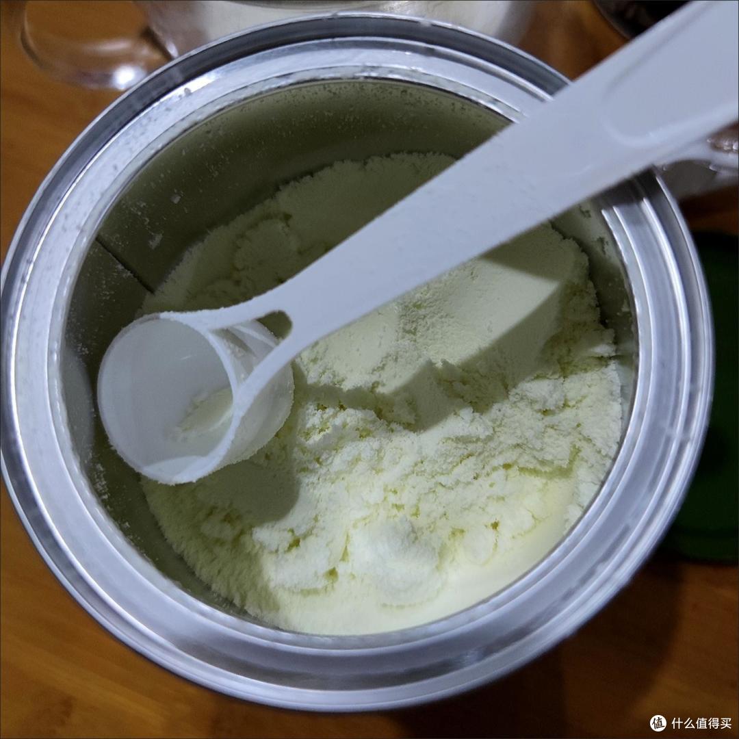 每天早上起来的时候我基本上都会先泡喝这个有机纯羊奶粉