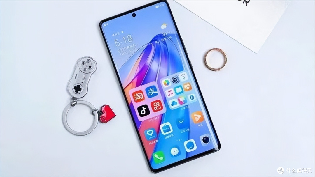 降至1899元,16G+512G大内存,5800毫安+1.5K超曲屏,荣耀太给力!