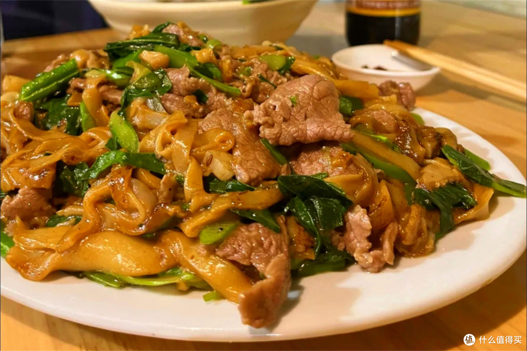 中国美食界的一座“孤岛”,只是宵夜就让人痴迷,是真的懂吃会吃