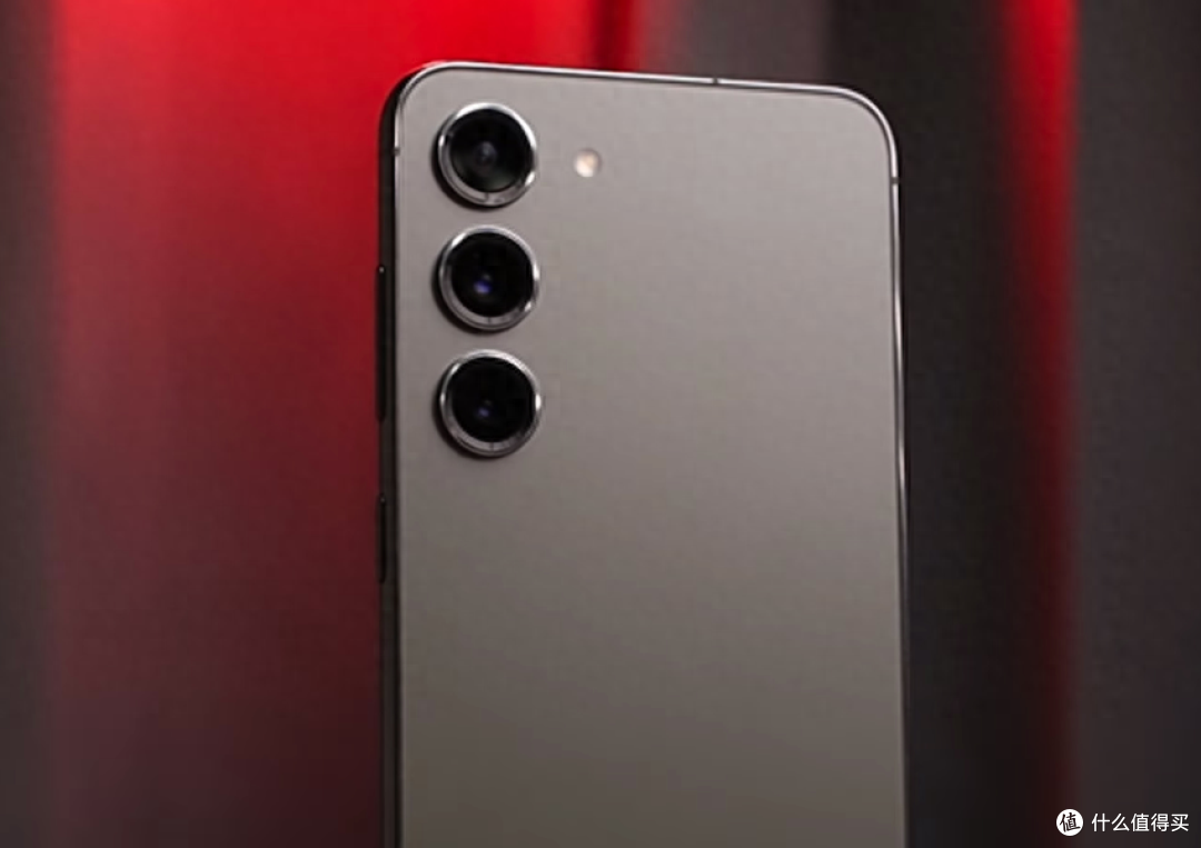 三星GalaxyS23不再逞能,已跌价1200元,性价比有了
