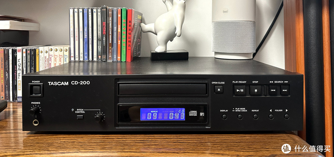 2000元价位的入门CD数字转盘，TASCAM CD-200