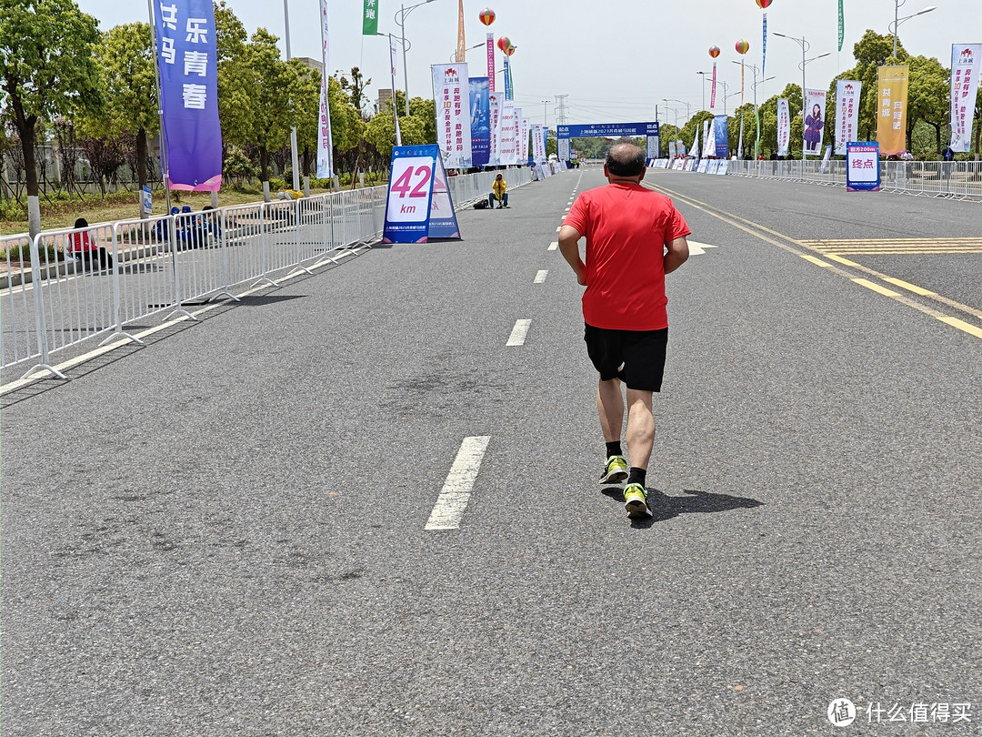 踏遍青山人未老，小城蓬勃正青春——2023共青城马拉松赛记