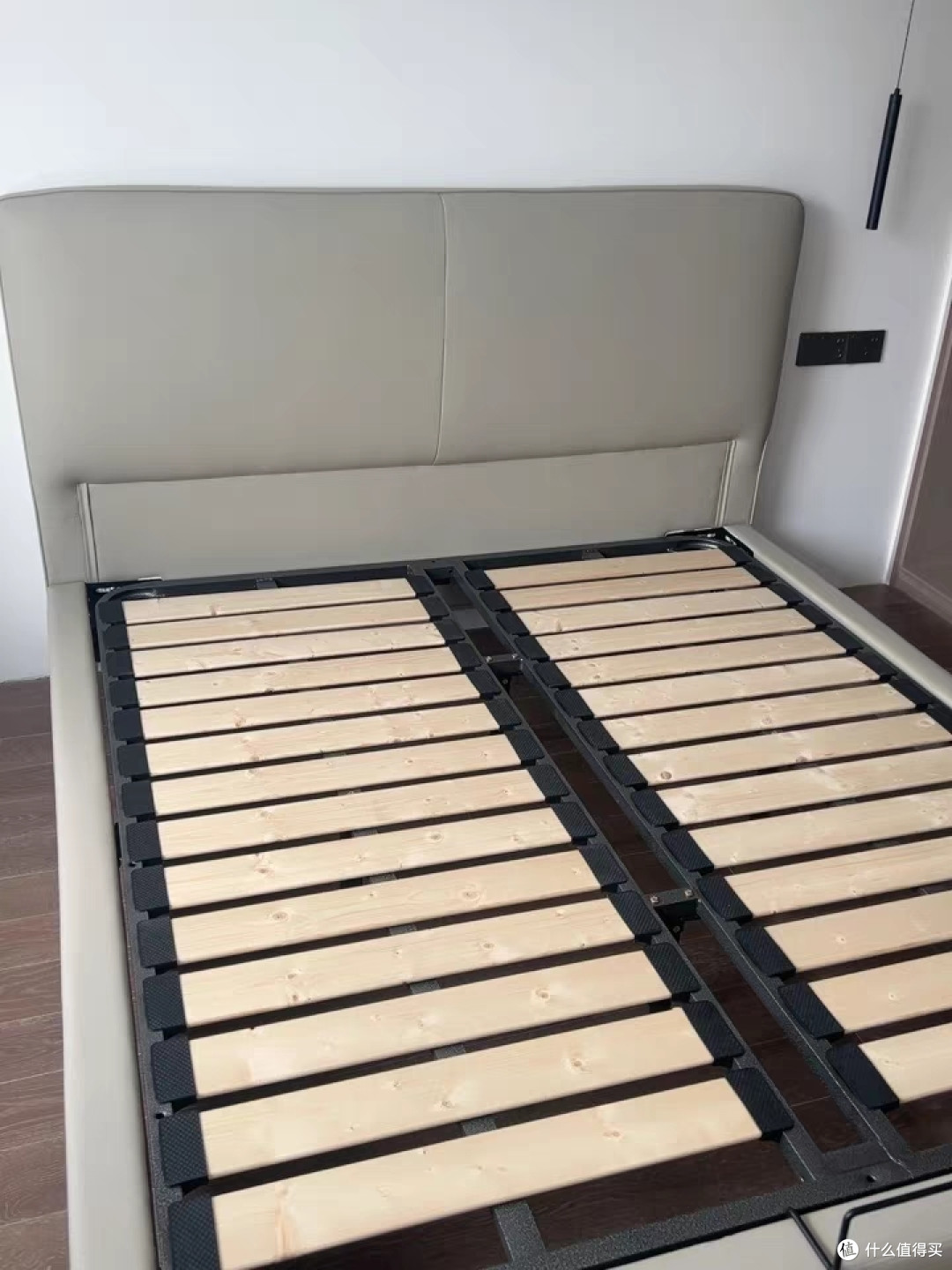 豪华真皮床，尽享品质生活
