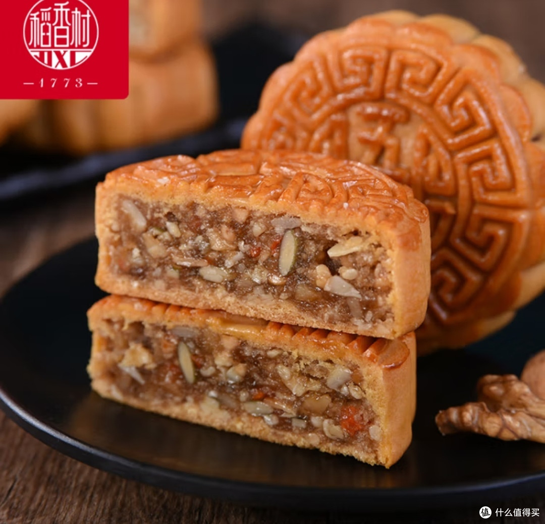 月饼还是最爱五仁馅的
