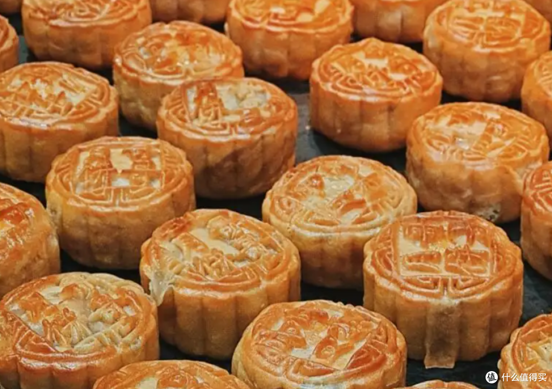 长沙本地人排队都要买的月饼!除了曹娭毑还有月兵哥哥