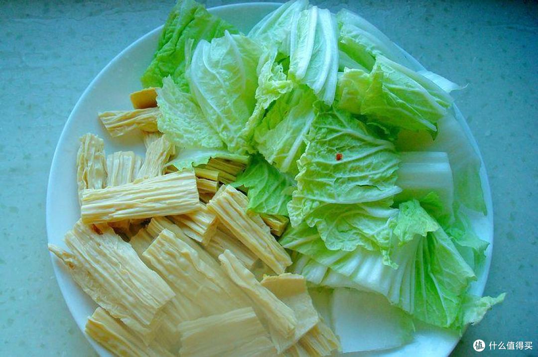 这菜就供不应求,钙量足还便宜,炖一锅真好吃
