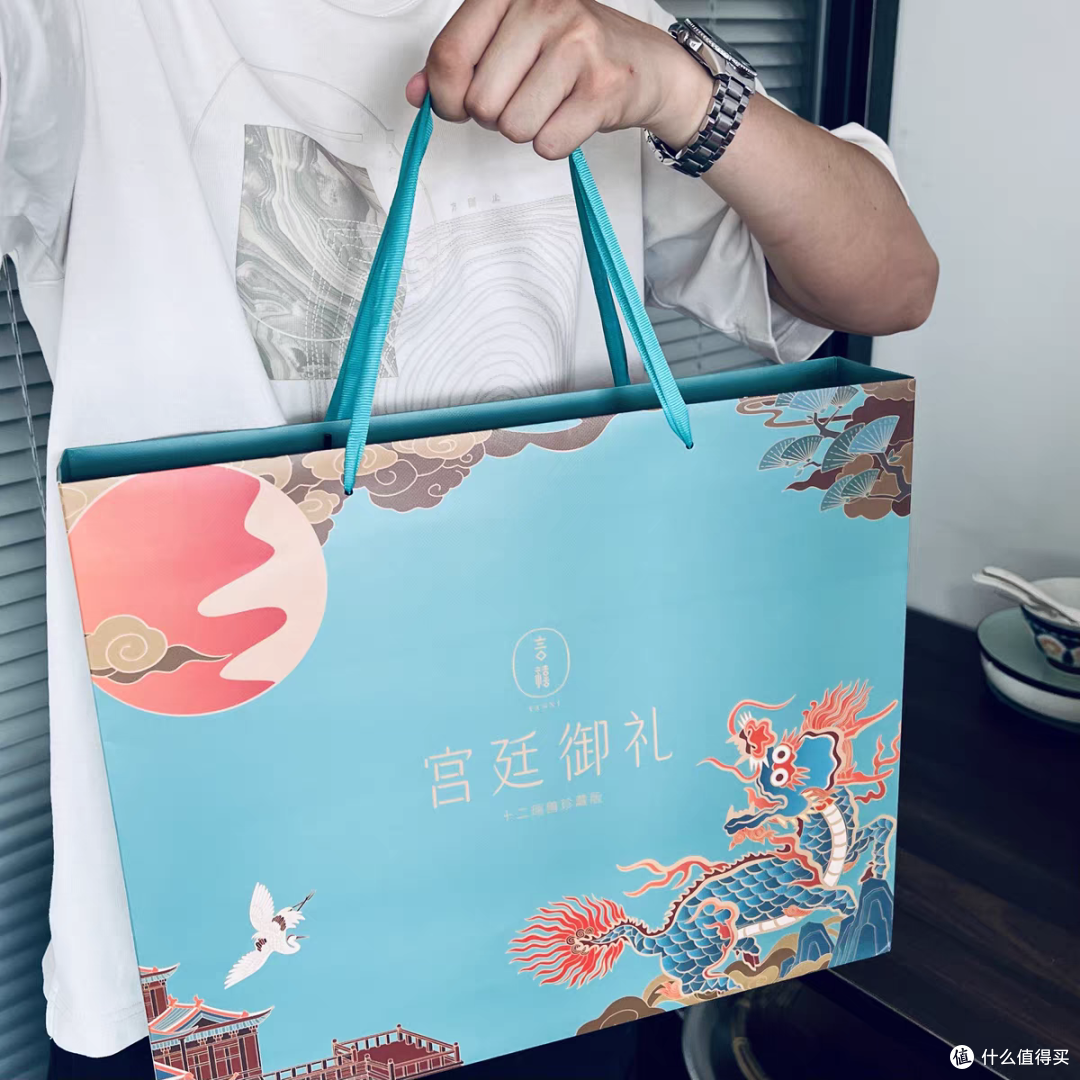 中秋佳节,月饼 pk 大赛:看看谁的口感最佳!