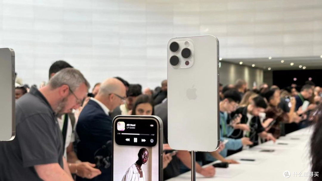 关于iPhone 15 Pro与iPhone 14 Pro：总共有4点不同！不建议入手