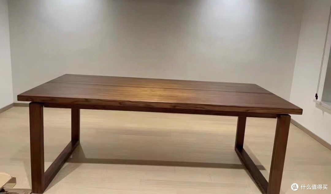 餐边桌:打造温馨家居的必需品
