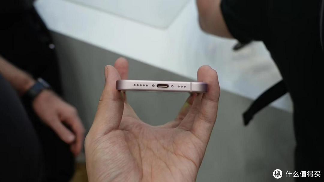 iPhone15正式发布，除了全系“灵动岛”，还有哪些亮点？