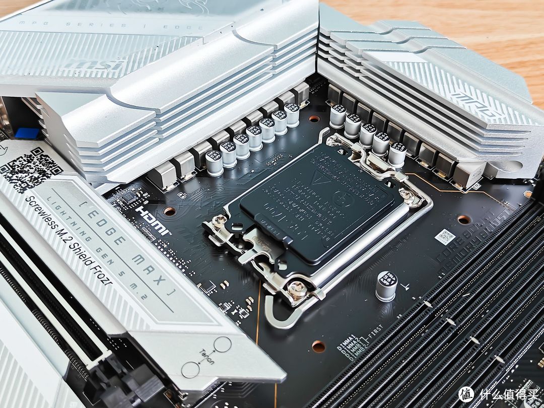 迎接下一代CPU，微星新品主板MPG Z790 EDGE TI MAX开箱首晒