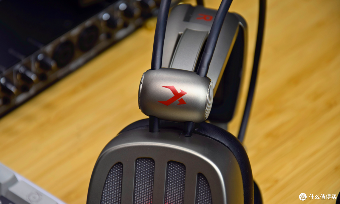 非常惊喜!音质超好的电竞头戴式游戏有线耳机西伯利亚s21u评测