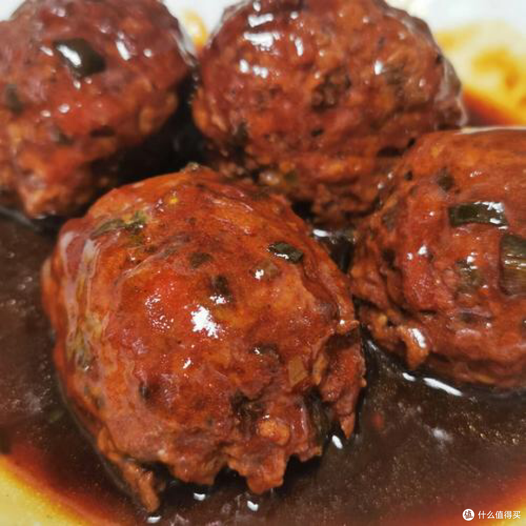 「狮子头:传统美食的古今之变」