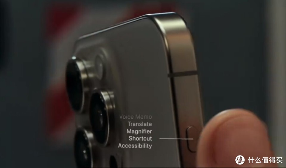 老罗发文表示iPhone 15 Pro自定义按键「闪念胶囊抄得很好」，你怎么看？