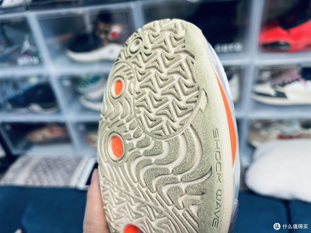 欧文上脚、小快灵后卫首选--ANTA 要疯 狂潮5