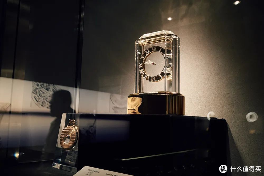 今年WWSH上展出的卡地亚初代神秘钟——产于1949年的Modèle A 神秘钟
