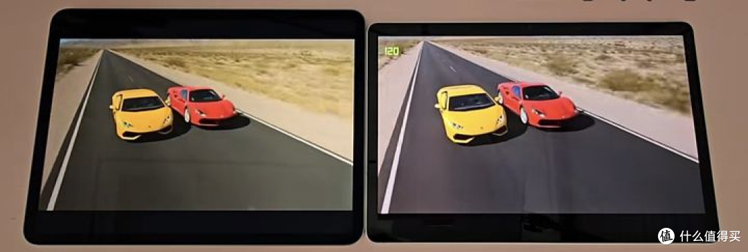 iPad Pro2022（左）三星Galaxy Tab S9（右）