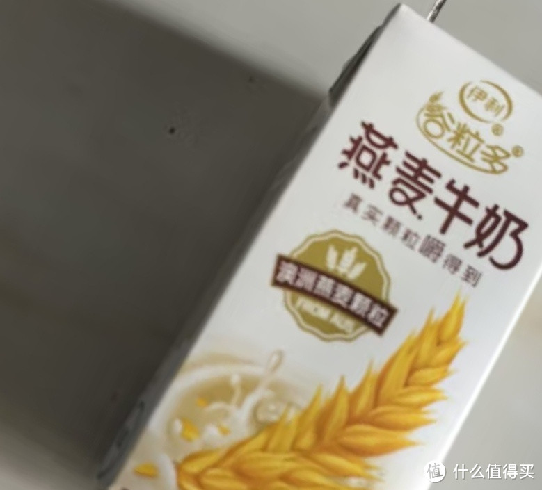 伊利谷粒多燕麦牛奶200mL*12盒/箱 